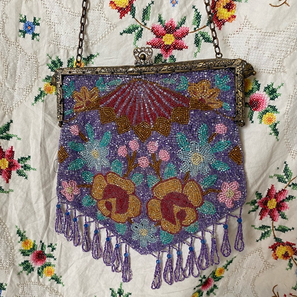 1920s SOLD!!  ANTIQUE BEADED ART DECO FLORAL PURSE